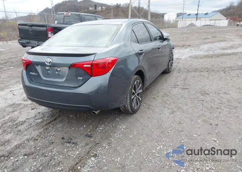 2018 Toyota Corolla Se z USA, uszkodzony, nr VIN 5YFBURHE4JP830151